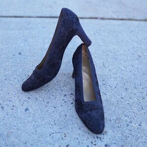 A Touch of Nina Velvet Brocade Pumps 8N Black Floral Damask Whimsigoth Block Hee